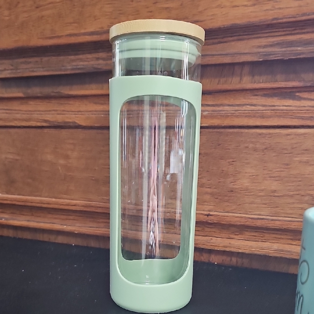 Glass Water Bottle with Bamboo Lid and Green Sleeve